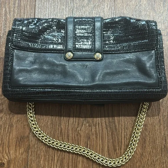 Henri Bendel soft leather purse in black tones with gold hardware - Picture 5 of 6